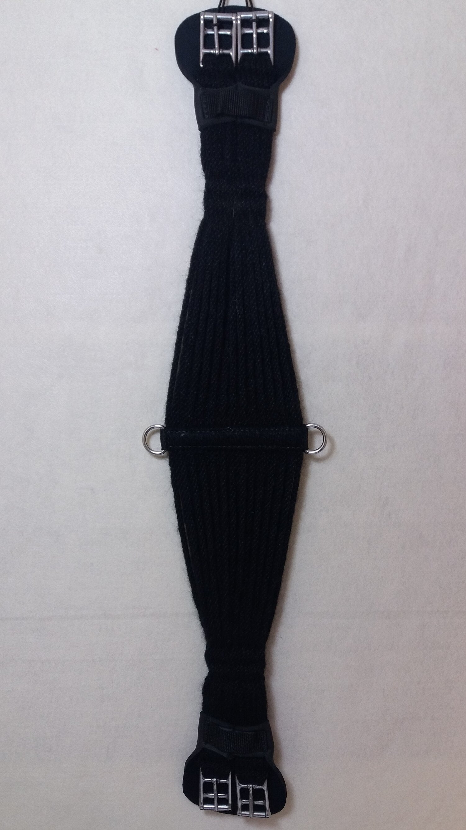 Mohair Girth Contoured with Neoprene buckle guards ReactorPanel